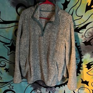 Comfy Sweater with pockets. Large.